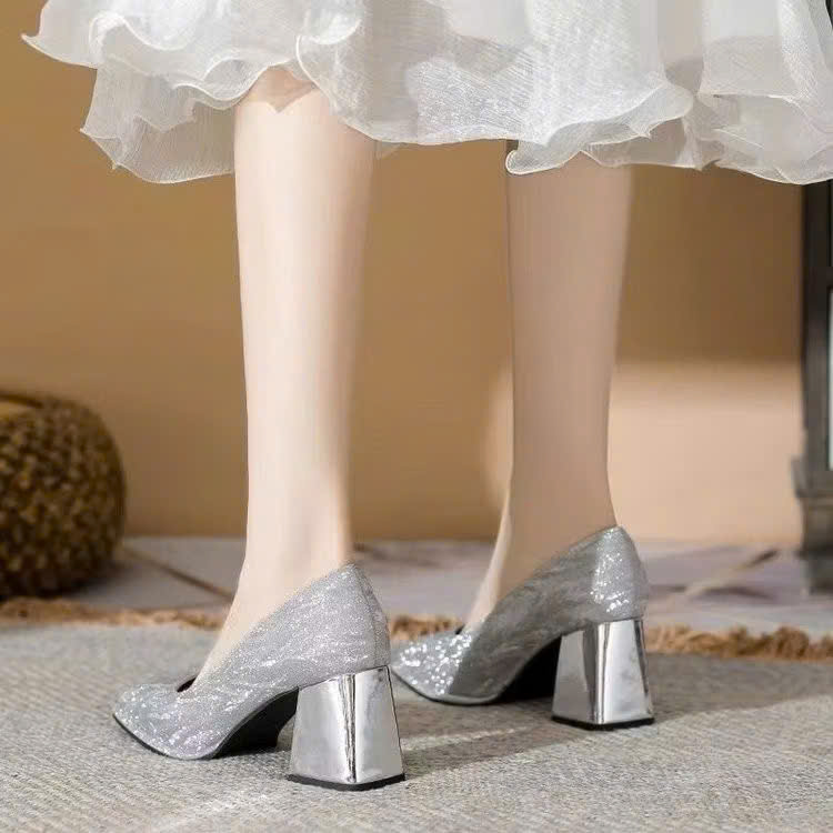 z6744593287200_cf9b01d8d04a99876052df87cf70d986